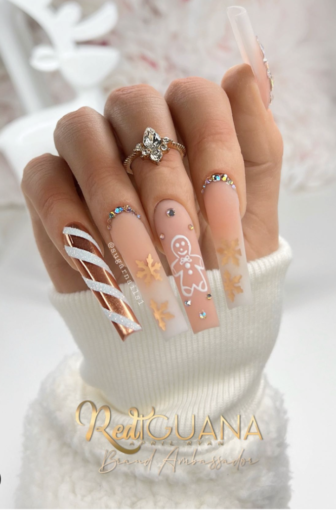 gold snowflakes christmas nails